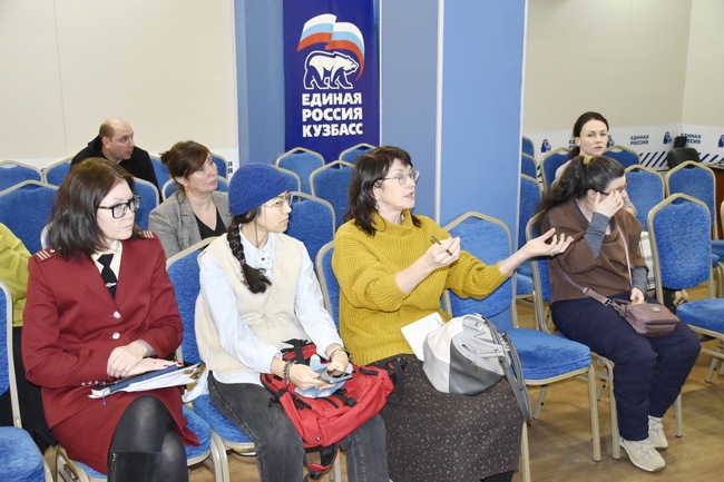 Актуальные вопросы ремесленной деятельности обсудили на заседании Комитета палаты по развитию креативных индустрий