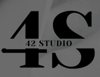 Логотип 42 Studio